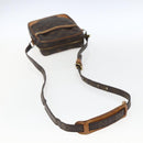 LOUIS VUITTON Monogram Danube Umhängetasche M45266 LV Auth BA10678-7