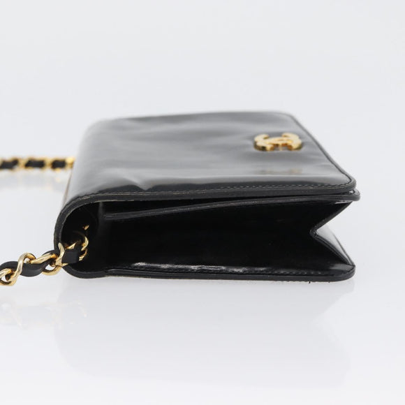 CHANEL Chain Schoudertas Lakleer Zwart Goud CC Auth BA10760