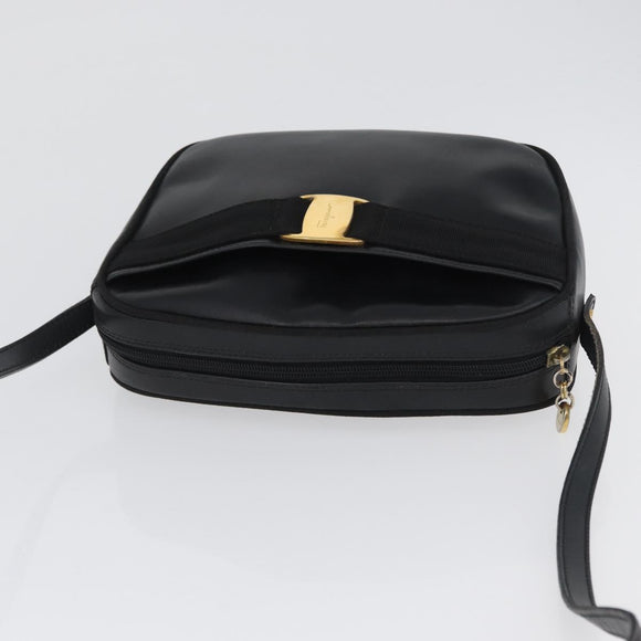 Salvatore Ferragamo Vala Shoulder Bag Leather Black Gold Auth BA10794