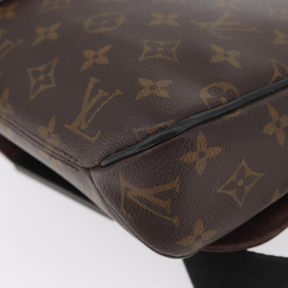 LOUIS VUITTON Monogram District PM Umhängetasche M40935 LV Auth BA10866