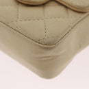 CHANEL Matelasse Pouch Lamsleer Beige Goud CC Auth BA10922-14