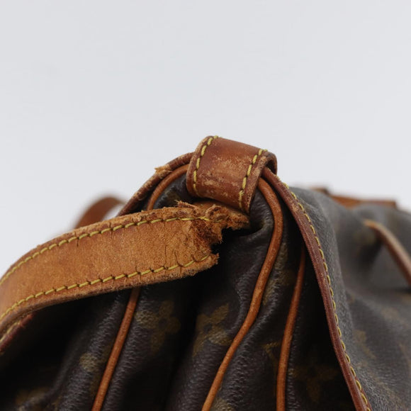 LOUIS VUITTON Monogram Saumur 30 Shoulder Bag M42256 LV Auth BA10996