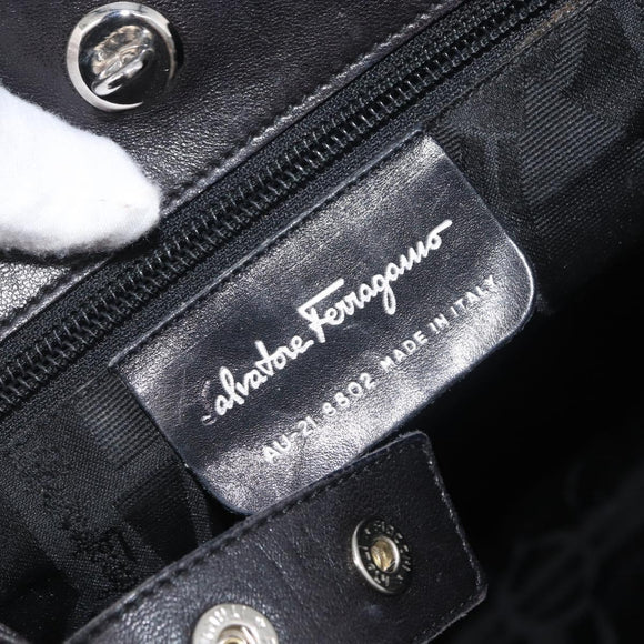 Salvatore Ferragamo Vala Chain Shoulder Bag Leather Black Silver Auth BA11227