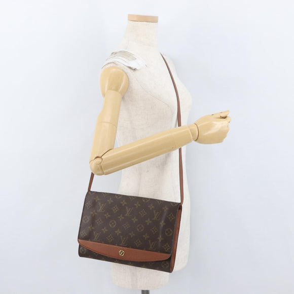 LOUIS VUITTON Monogram Bordeaux 27 Shoulder Bag M51797 LV Auth BA11240