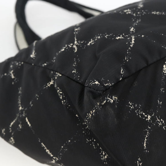 CHANEL Reisetasche Nylon Schwarz CC Auth BA11251