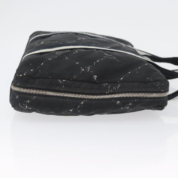 CHANEL New Travel Line Handtasche Nylon Schwarz CC Auth BA11357