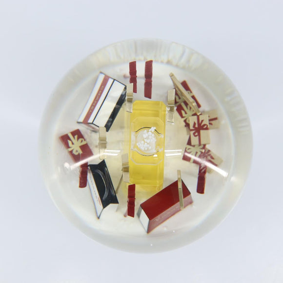 CHANEL Sneeuwbol Glas Rood CC Auth BA11733