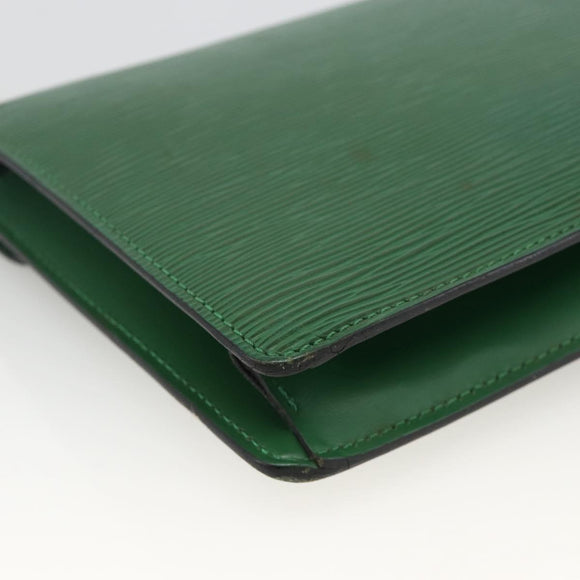 LOUIS VUITTON Epi Serie Dragonne Clutch Bag Green LV Auth BA11887