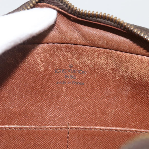 LOUIS VUITTON Monogram Compiegne 28 Clutch Bag M51845 LV Auth BA11910