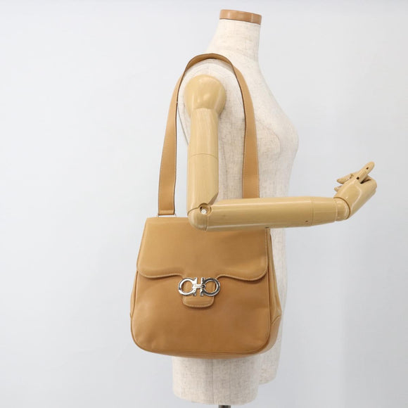 Salvatore Ferragamo Gancini Shoulder Bag Leather Beige Silver Auth BA11941