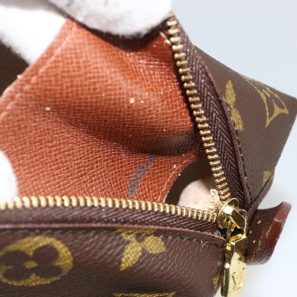 LOUIS VUITTON Monogram Trousse Demi Ronde Cosmetic Pouch M47520 LV Auth BA11983