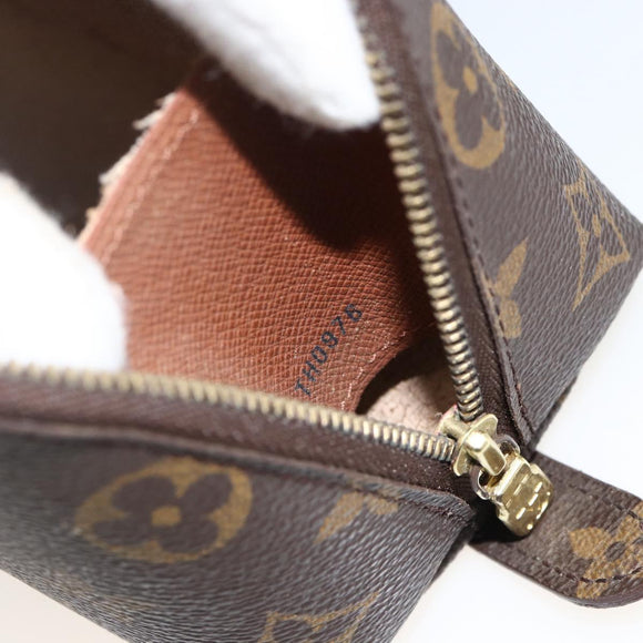 LOUIS VUITTON Monogram Trousse Demi Ronde Cosmetic Pouch M47520 LV Auth BA12002
