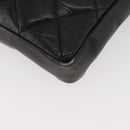 CHANEL Matelassé Chain Gürteltasche Lammleder Schwarz Gold CC Auth BA12100-14