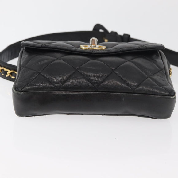 CHANEL Matelassé Chain Gürteltasche Lammleder Schwarz Gold CC Auth BA12100