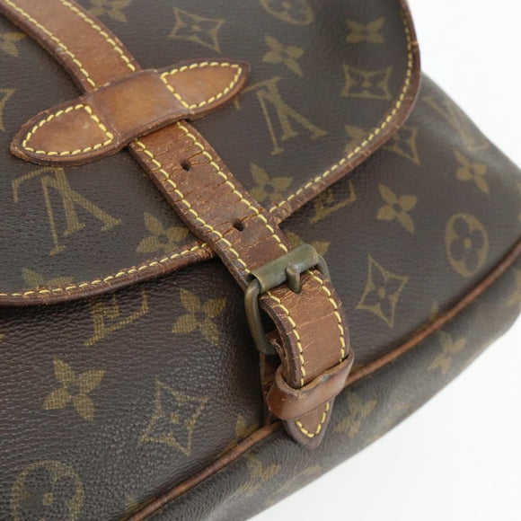 LOUIS VUITTON Monogram Saumur 30 Shoulder Bag M42256 LV Auth BA12118