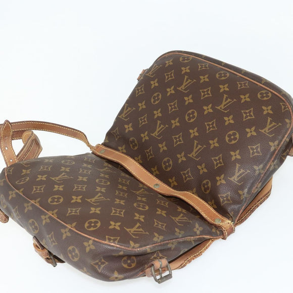 LOUIS VUITTON Monogram Saumur 30 Shoulder Bag M42256 LV Auth BA12118