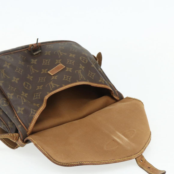 LOUIS VUITTON Monogram Saumur 30 Shoulder Bag M42256 LV Auth BA12118