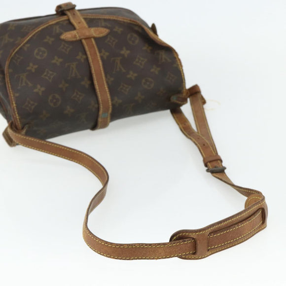 LOUIS VUITTON Monogram Saumur 30 Shoulder Bag M42256 LV Auth BA12118