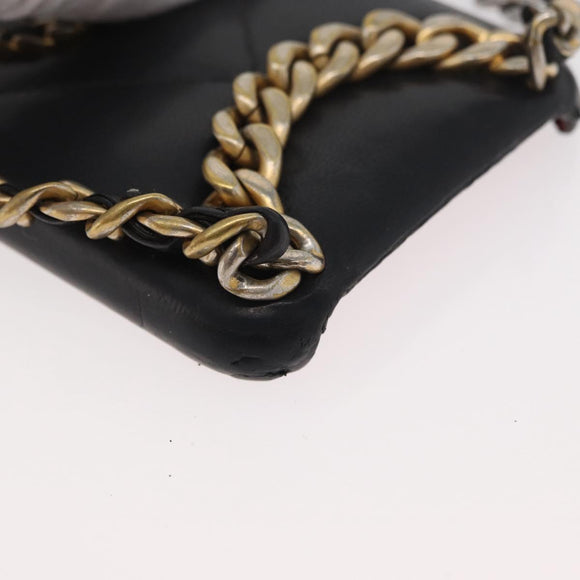 CHANEL Matelassé Chain iPhone Tasche Lammleder Schwarz Gold CC Auth BA12149A