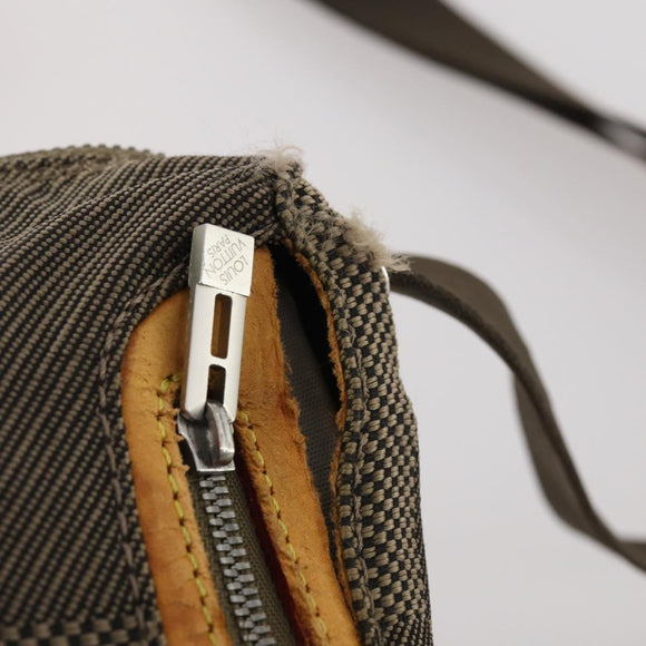 LOUIS VUITTON Taiga Damier Geant Bag 2 Set Brown Ardoise LV Auth BA12164