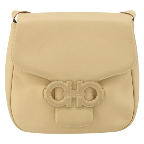 Salvatore Ferragamo Gancini Shoulder Bag Leather Ivory Silver Auth BA12266