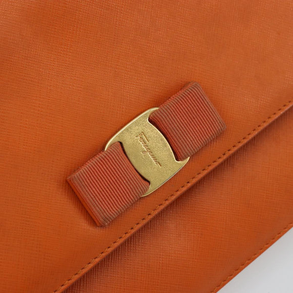 Salvatore Ferragamo Vala Chain Shoulder Bag Leather Orange Gold Auth BA12335