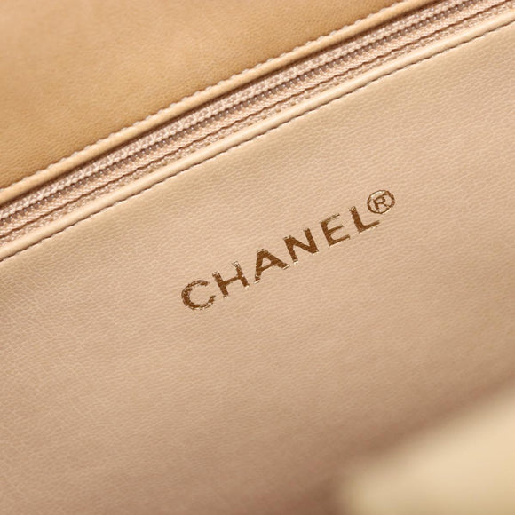 CHANEL Matelasse Hand Bag Lamb Skin Beige CC Auth BA12511