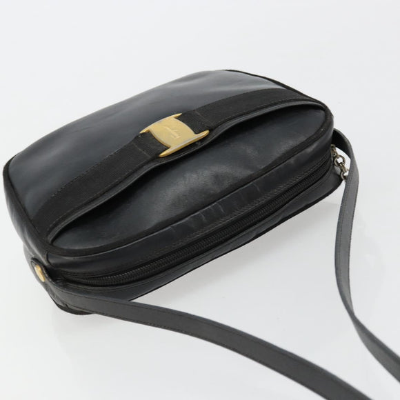 Salvatore Ferragamo Vala Shoulder Bag Leather Black Gold Auth BA12552