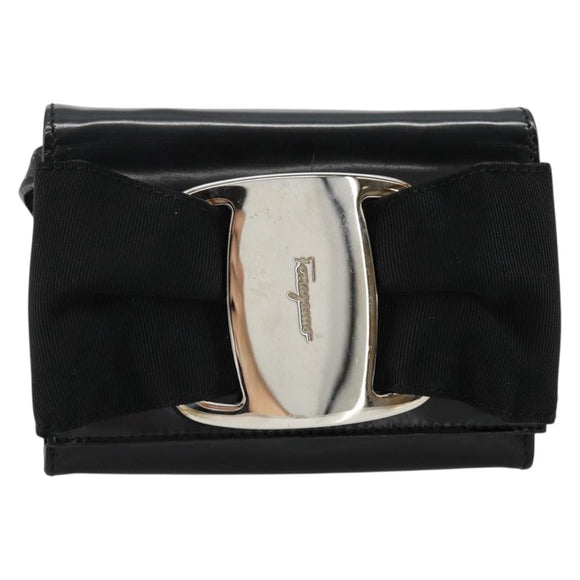 Salvatore Ferragamo Vara Ribbon Bag Patent Leather Black Silver Auth BA12606