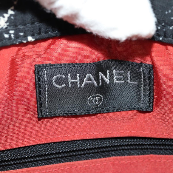 CHANEL Neue Reiselinie Rucksack Nylon Schwarz CC Auth BA12647V