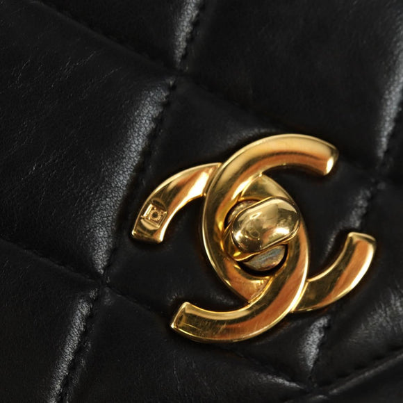 CHANEL Matelasse Chain Backpack Lamb Skin Gold Black CC Auth BA12682SAV