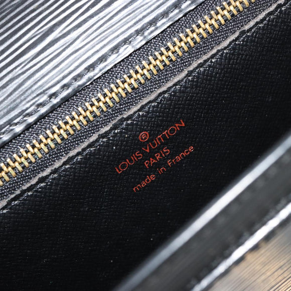 LOUIS VUITTON Epi Serie Dragonne Clutch Bag Black Noir M52612 LV Auth BA12736