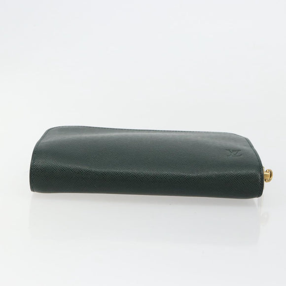 LOUIS VUITTON Taiga Baikal Clutch Bag Epicea M30184 LV Auth BA12765