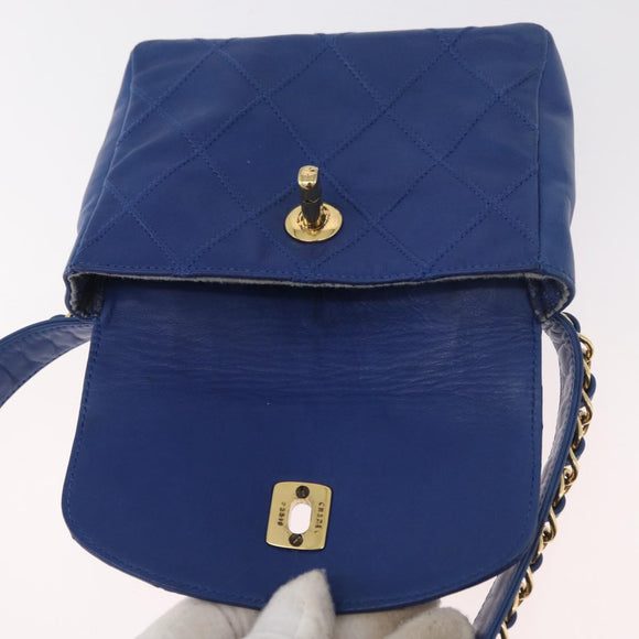 CHANEL Bicolore Waist bag Lamb Skin Blue Gold CC Auth BA12897