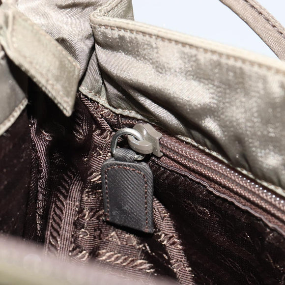 PRADA Draagtas Nylon Khaki Zilver Auth BA12923