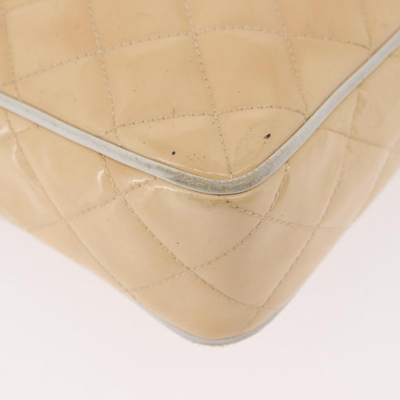 CHANEL Matelasse Chain Schoudertas Lakleer Ivoor Goud CC Auth BA13017
