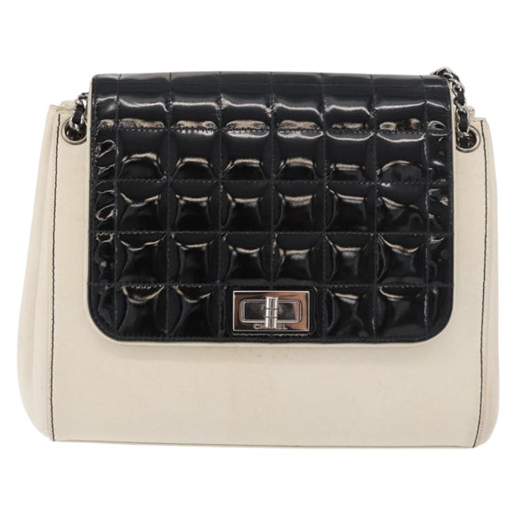 CHANEL Choco Bar Chain Shoulder Bag Leather White Silver black CC Auth BA13099A