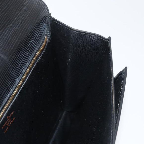 LOUIS VUITTON Epi Serie Dragonne Clutch Bag Black Noir M52612 LV Auth BA13129