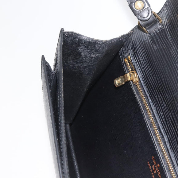 LOUIS VUITTON Epi Serie Dragonne Clutch Bag Black Noir M52612 LV Auth BA13129