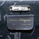 Salvatore Ferragamo Gancini Chain Bag Roestvrij staal Zilver Auth BA13202V-11