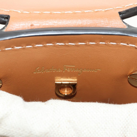 Salvatore Ferragamo Gancini Straw Bag Raffia Beige Gold Auth BA13293SM