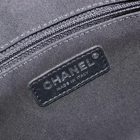 CHANEL La Pausa Chain Bag Patent leather White Silver CC Auth BA13516SAM