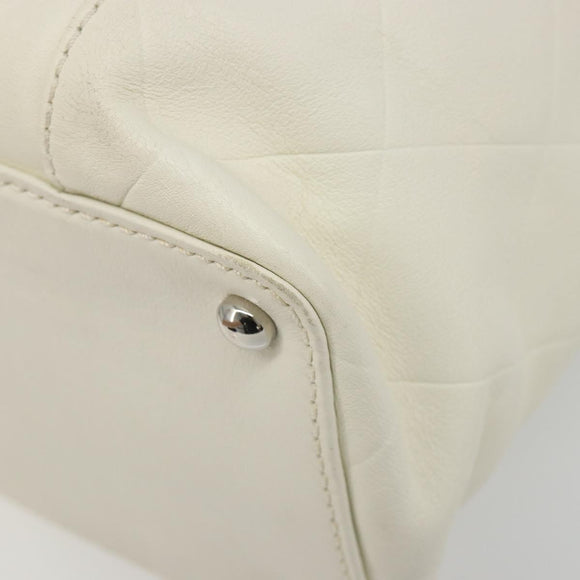 CHANEL V Stitch Hand Bag Lamb Skin White Silver CC Auth BA13606V