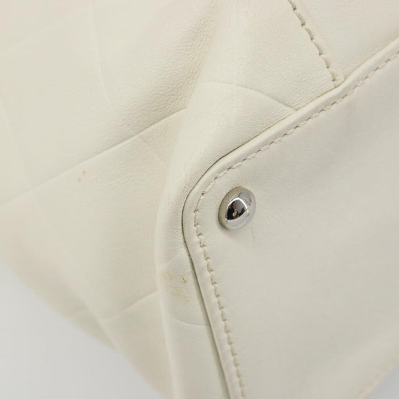 CHANEL V Stitch Hand Bag Lamb Skin White Silver CC Auth BA13606V