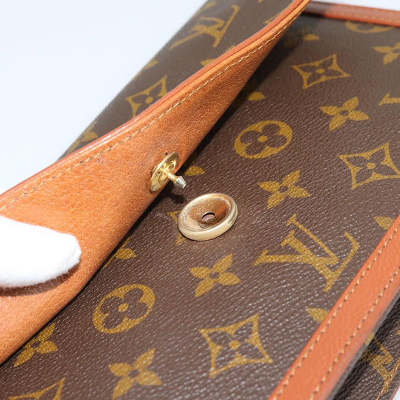 LOUIS VUITTON Monogram Pochette Dam PM Clutch Bag M51812 LV Auth BA13708