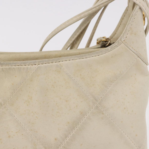 CHANEL Matelasse Shoulder Bag Lamb Skin White Gold CC Auth BA13767