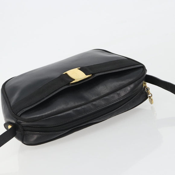 Salvatore Ferragamo Vala Shoulder Bag Leather Black Gold Auth BA13992
