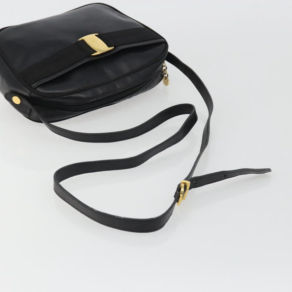 Salvatore Ferragamo Vala Shoulder Bag Leather Black Gold Auth BA13992