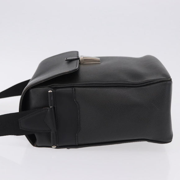 LOUIS VUITTON Taiga Yaranga Shoulder Bag Ardoise M30824 LV Auth BA14105