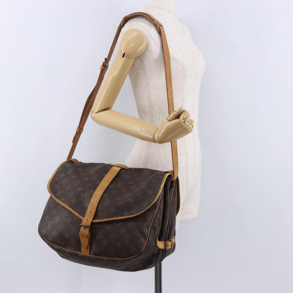 LOUIS VUITTON Monogram Saumur 35 Shoulder Bag M42254 LV Auth BA14173